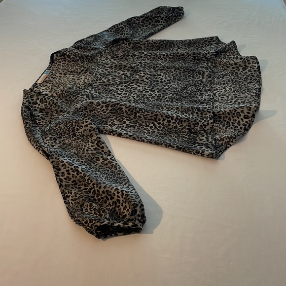 Vintage Havana Snow Leopard Print Blouse - Picture 2 of 3